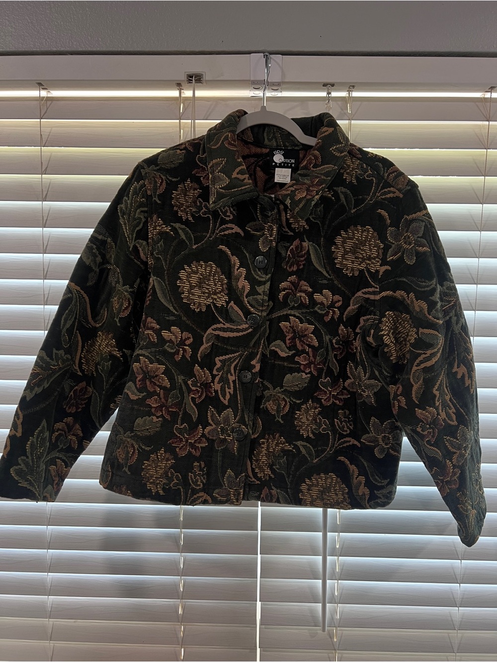 Vintage Floral Tapestry Jacket Cottagecore Grandmillennial Petite Size L